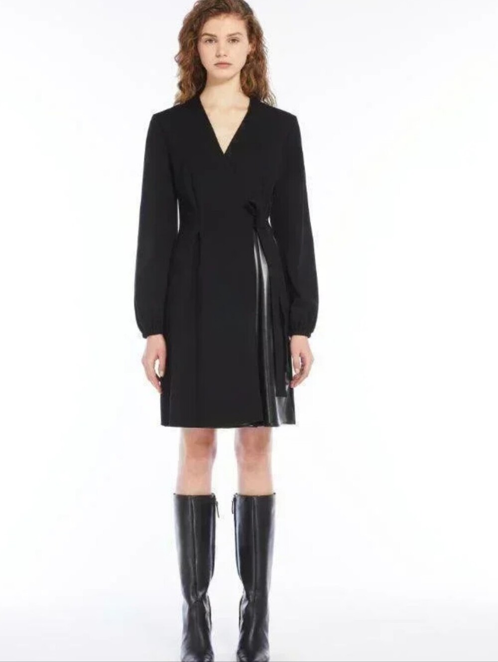 Weekend Max Mara Black Wrap-Front Robe with Tie
